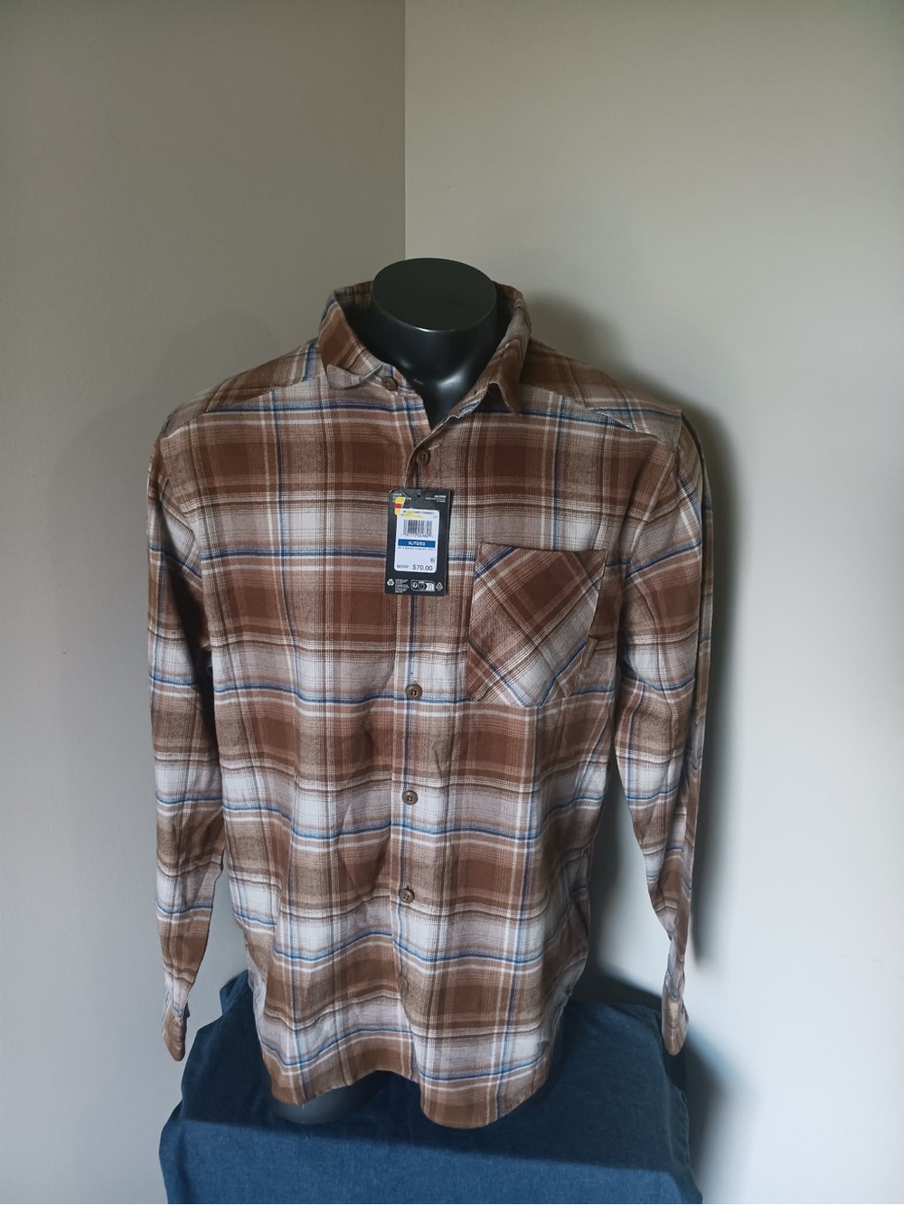 NWT $70 Under Armour US Expanse Brown Blue Plaid Flannel Button Up Shirt Size XL